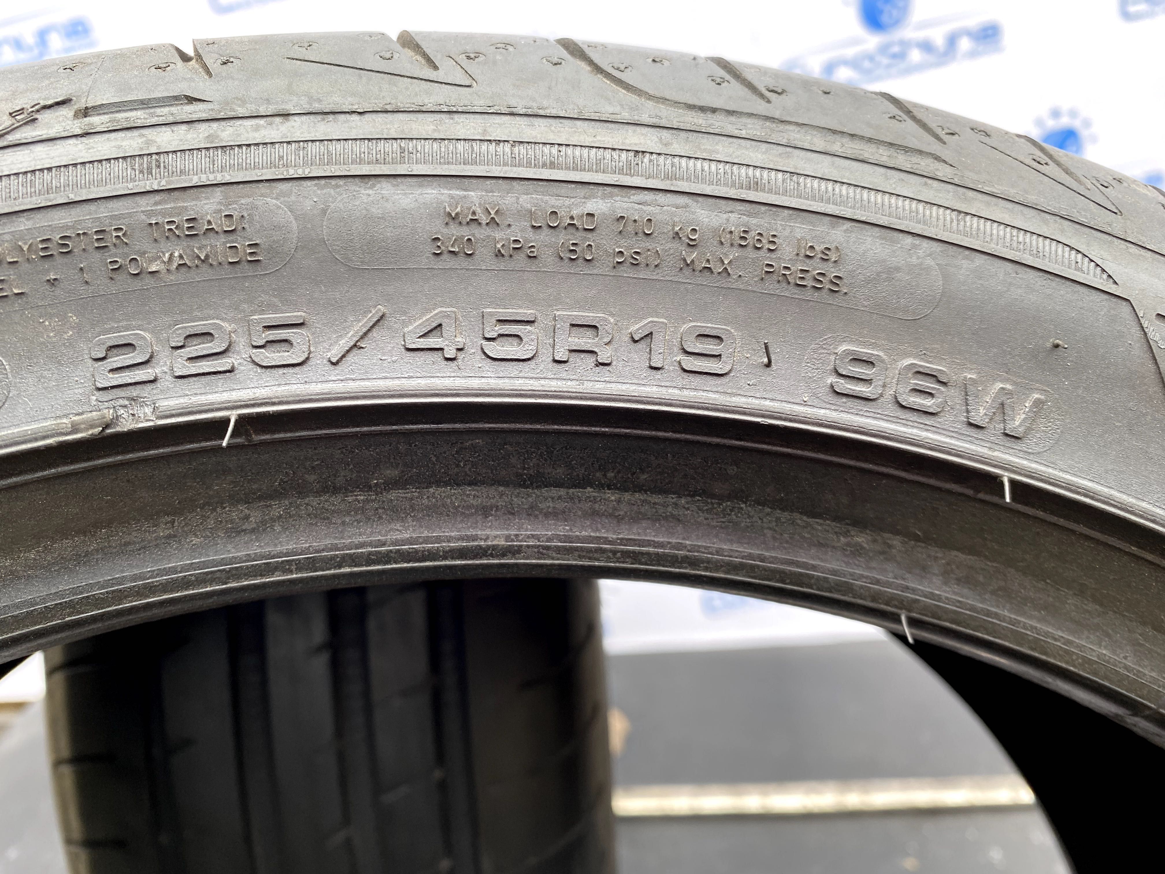 Літні шини 225 45 R19 96W Goodyear Eagle F1. 2021р