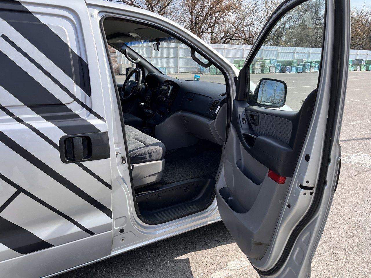 Продам Hyundai H1 Starex 2008 р 2.5 дизель