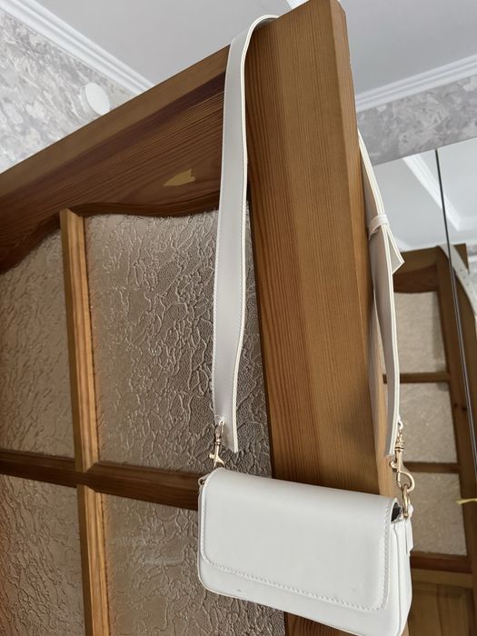 Продаю стильну, зручну нову сумку