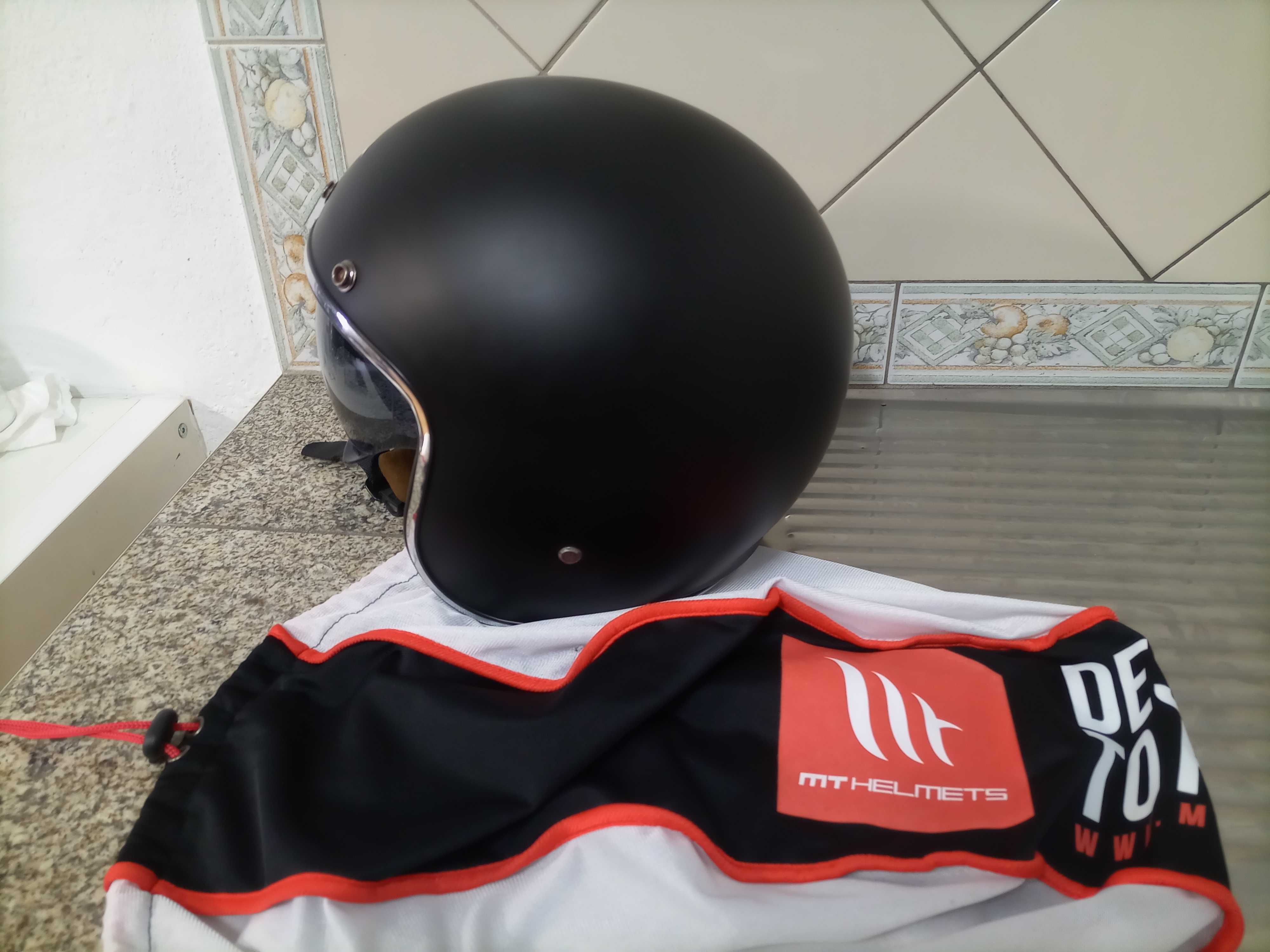Capacete MT HELMETS Le Mans Novo