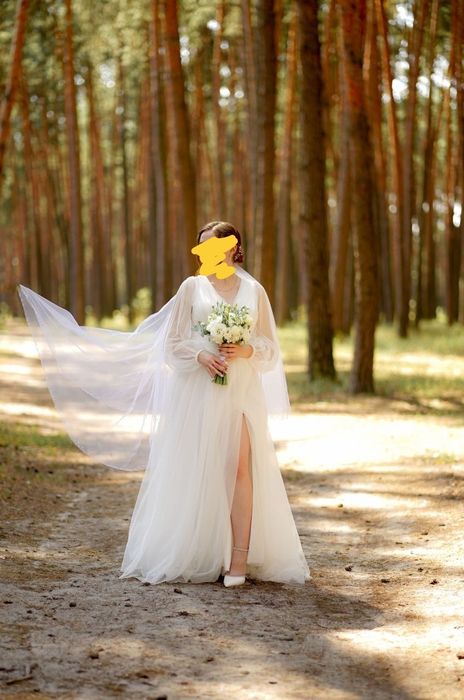 Продам весільну сукню