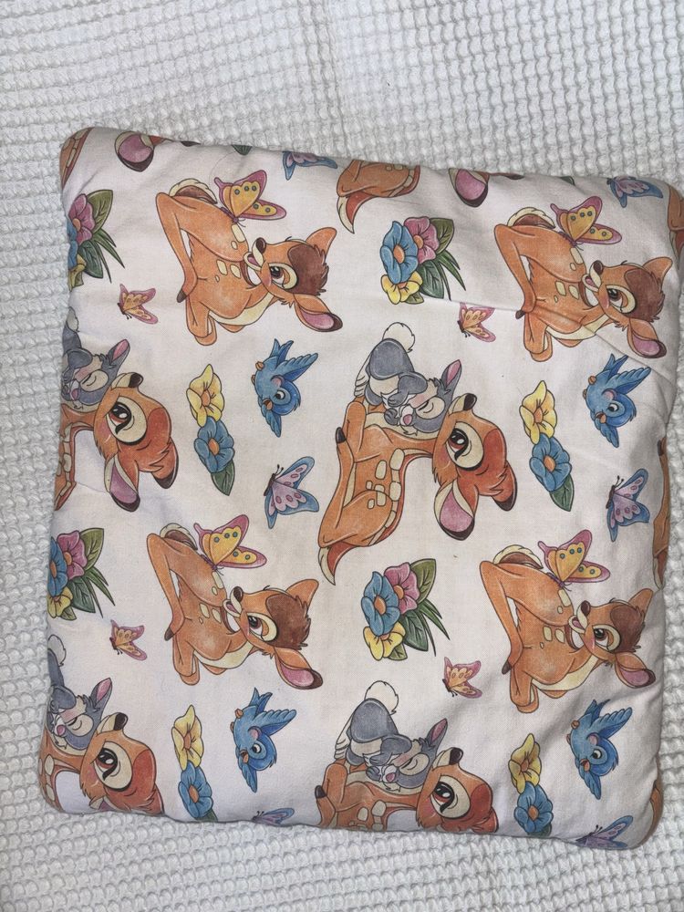 Sprzdeam kolderka i podszka myszka maki  i kocyk poduszka bambi