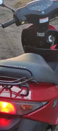 Honda Dio AF 62.