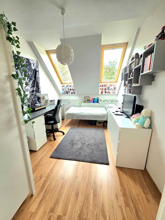Dom w Mrągowie 95 m2 w zabudowie szeregowej z ogrodem i wiatą garażową