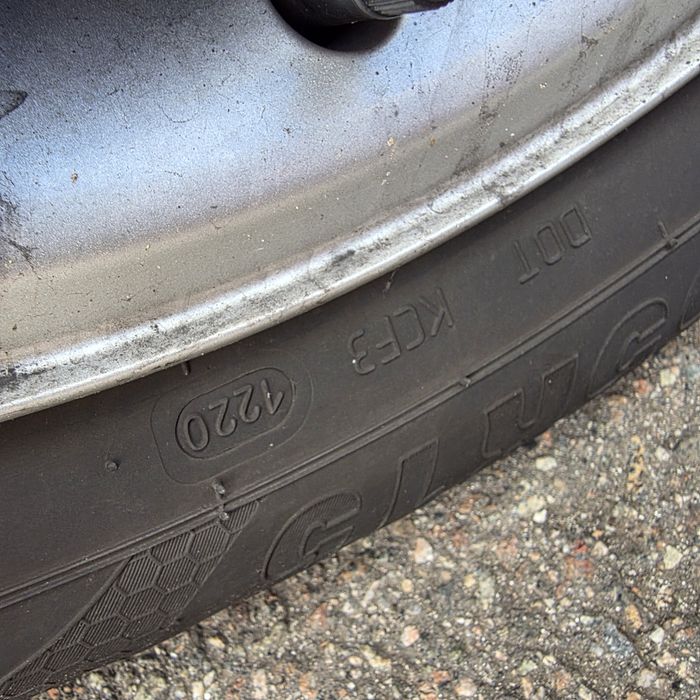 Шини 185/65 R15 Barum Brillantis 2 і Rosava Integro
