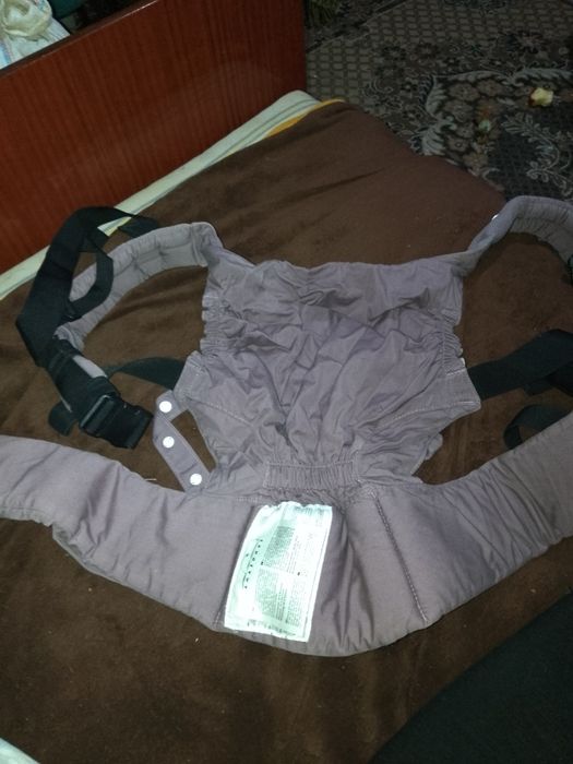 Продам дитяче кенгуру в дуже гарному стані