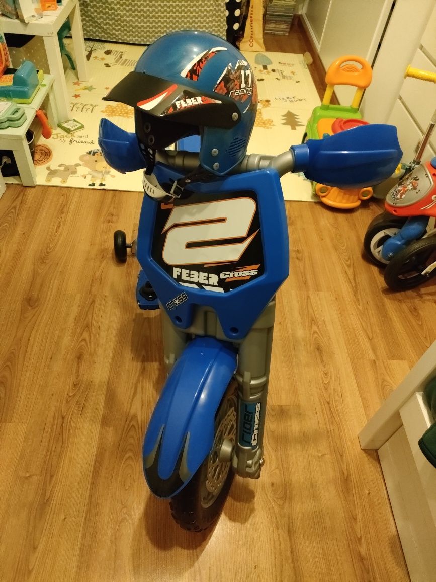 Feber Rider Cross 6V com capacete