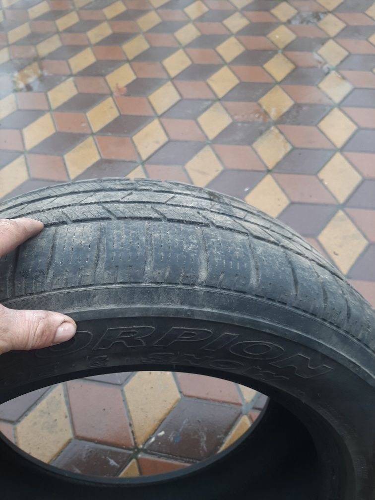 Продам шины 255/55 R18