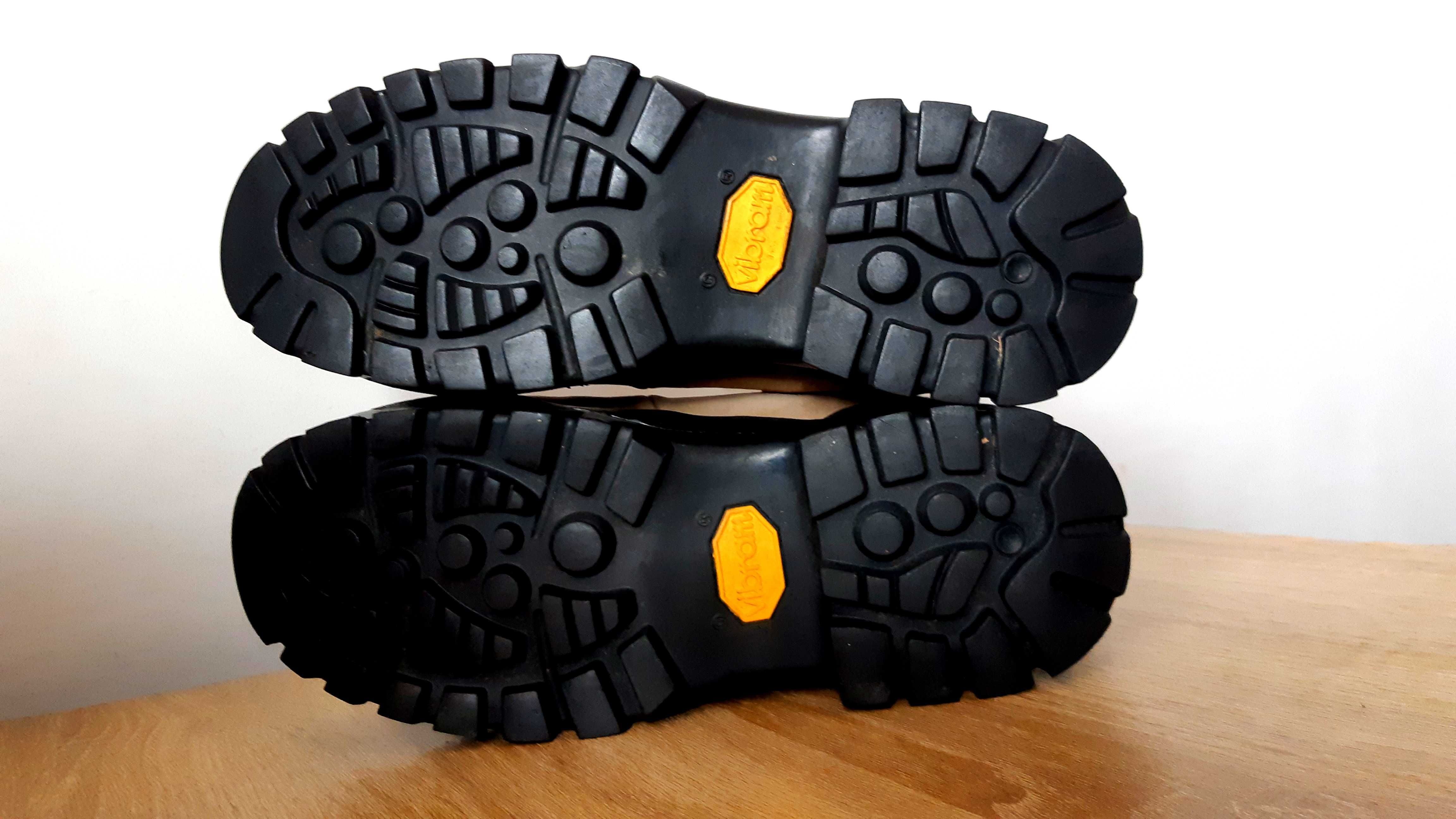 Buty trekingowe górskie VIBRAM skóra roz 41 wkładka 26 cm
