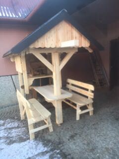 Domek, altana, dekoracja ogrodowa, żarna, unikatowa atrakcja ogrodowa