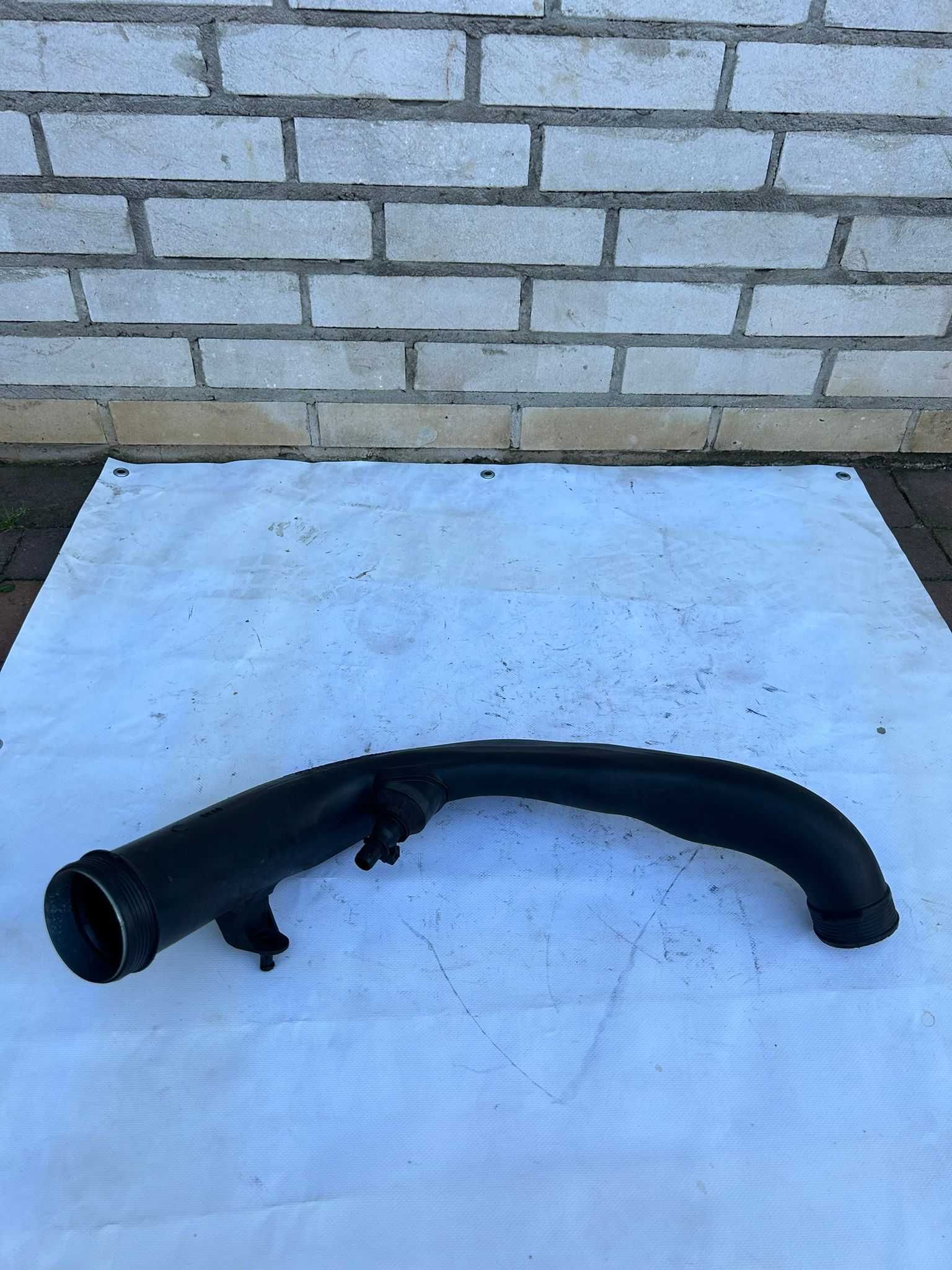 Dolot rura powietrza intercoolera 3074.1666 Volvo S80 V70 XC60 2.4 D5