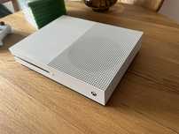 Xbox one s, 512 GB plus 9 gier