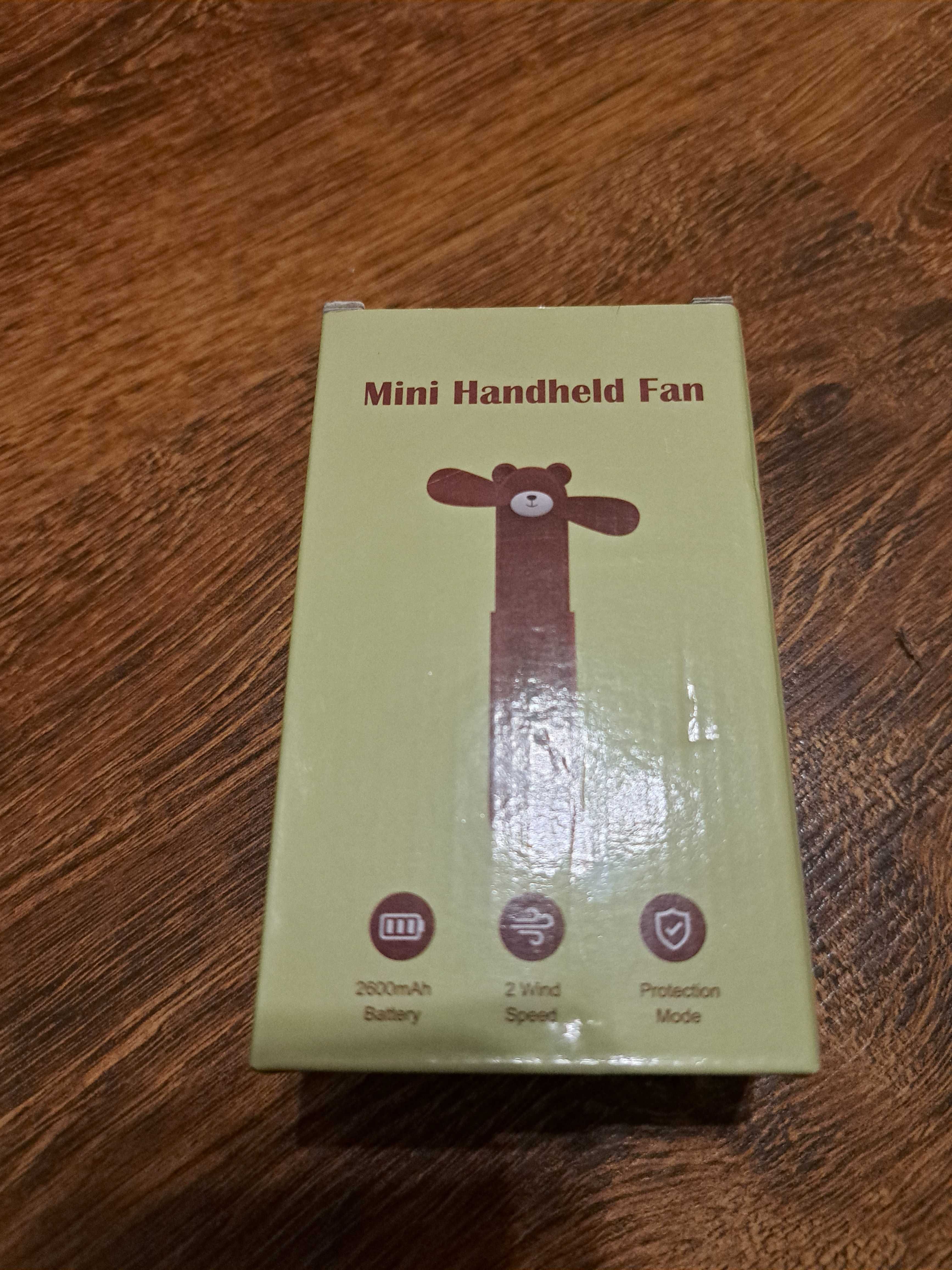 Mini wiatraczek w ksztalcie misia