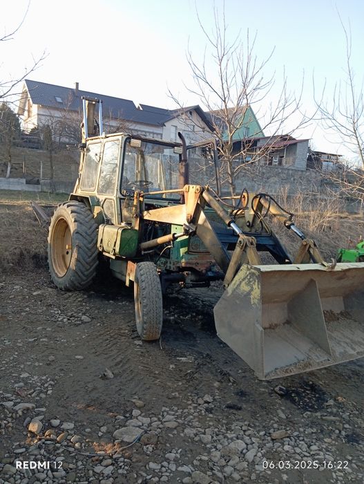 Ескаватор Юмз ЕО 2621 в