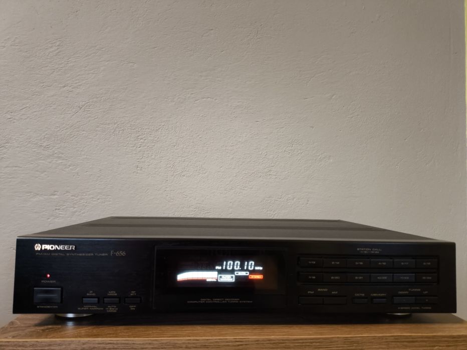 Tuner Pioneer F-656