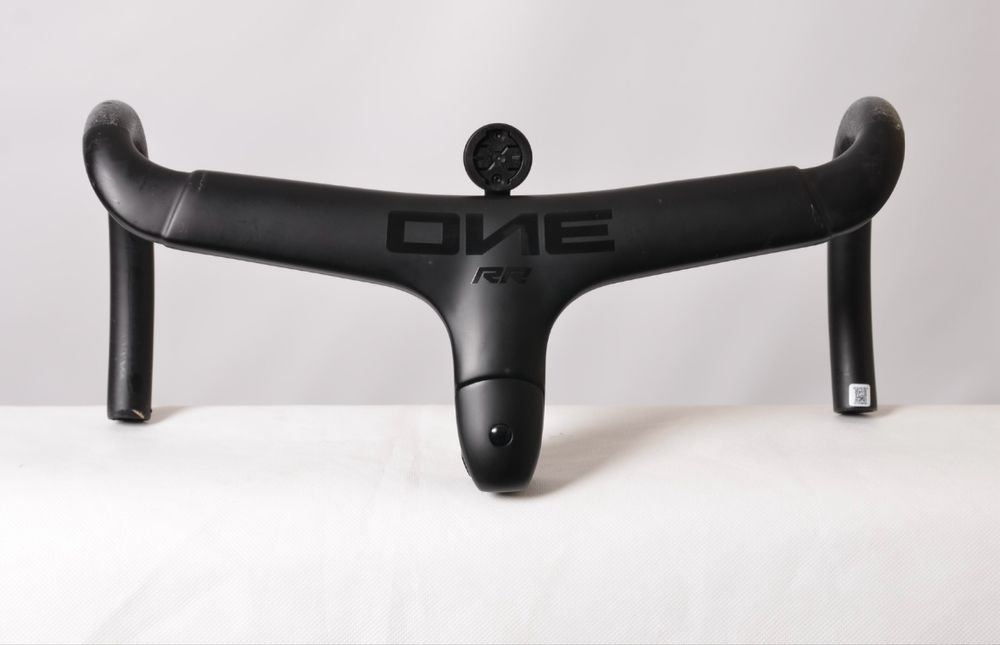 Kokpit, kierownica karbon ONE RR, szosowa, zintegrowana