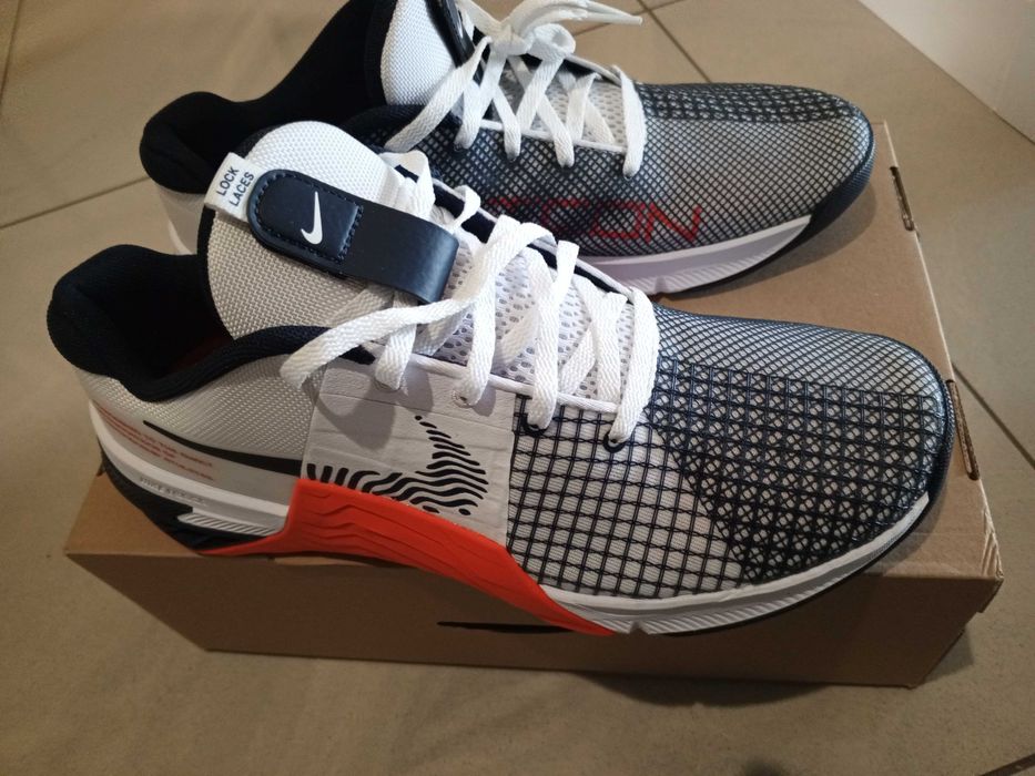 Buty Nike metcom 8 roz 44