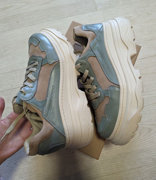 Кросівки Alian Curdas 39 розміру