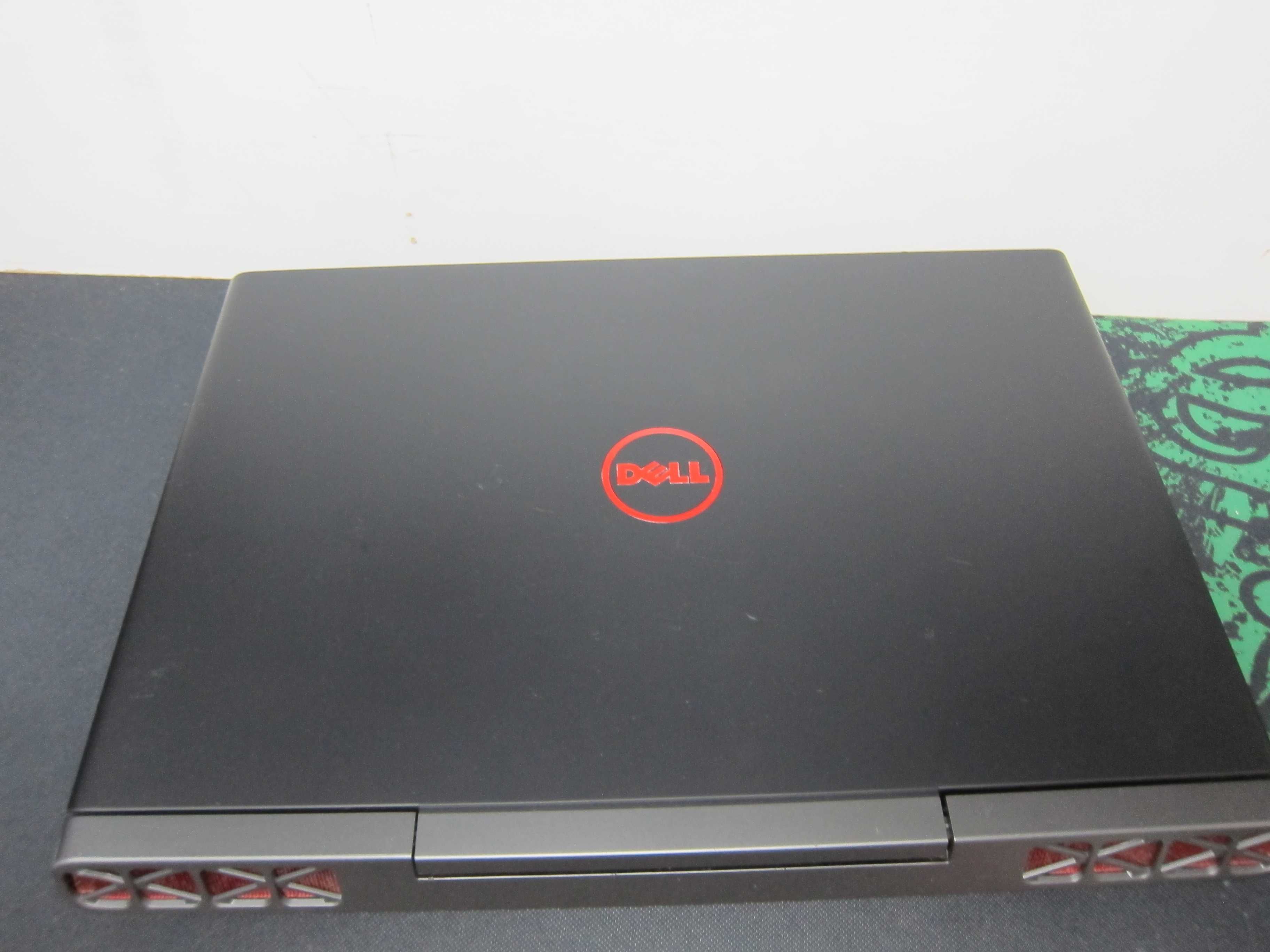 Заряженный Игровой Dell Inspiron 15 Gamibg Nvidia GTX 1050 Ti 4 gb