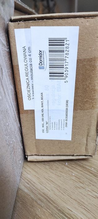 Ościeżnica regulowana 100-140 biała prawa domidor