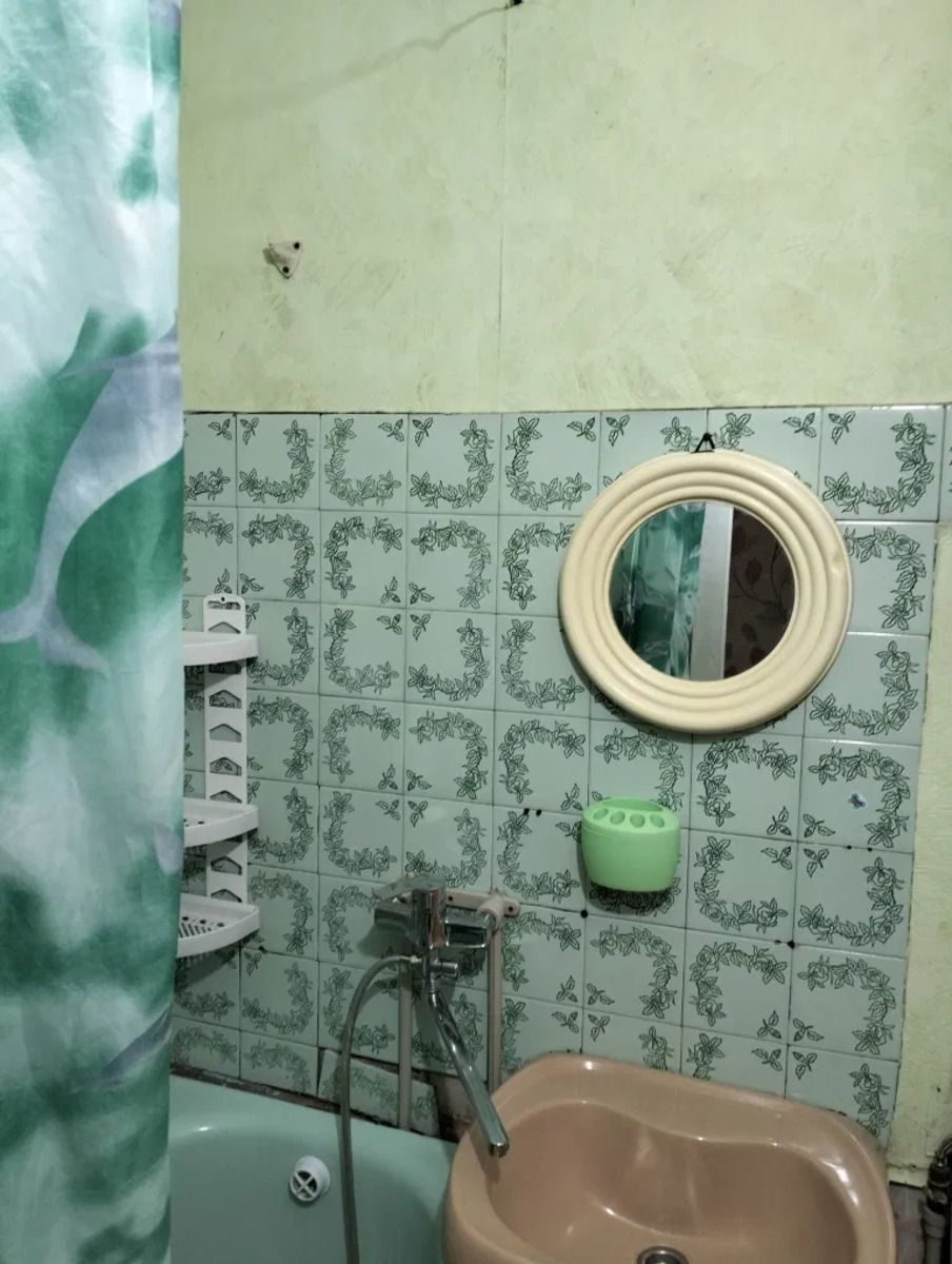 Продам 2 кімнатну квартиру на 2 поверсі