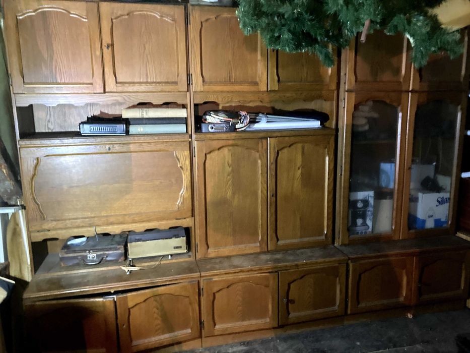 Regał PRL dąb. Oddam za darmo.