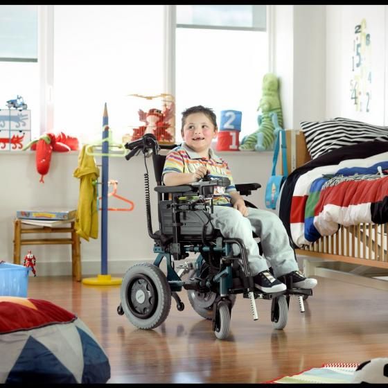 Cadeira de Rodas Electrica Invacare Esprit Action Criança / Adulto