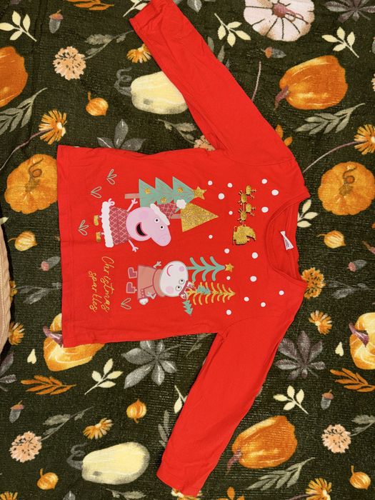 Новорічний светр та реглан кофта 3-4 рочки