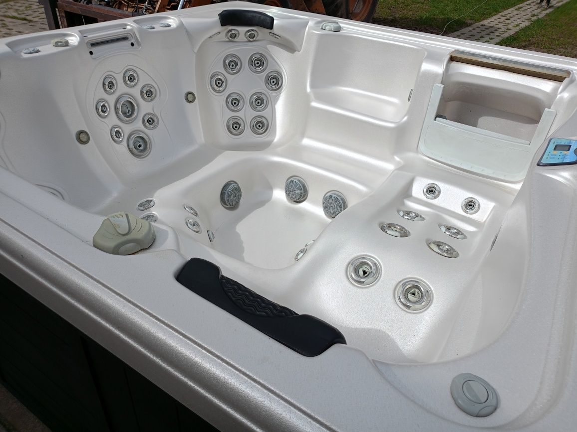 Jacuzzi ogrodowe balboa