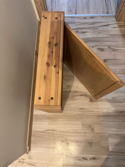 Szafka łazienkowa z lustrem