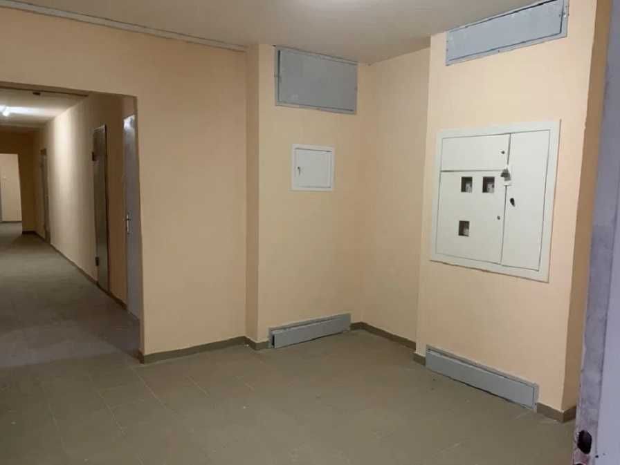 2 к квартира 79кв. м ЖК РЕВУЦКИЙ вул. Ревуцького 54 Ремонт поруч Метро