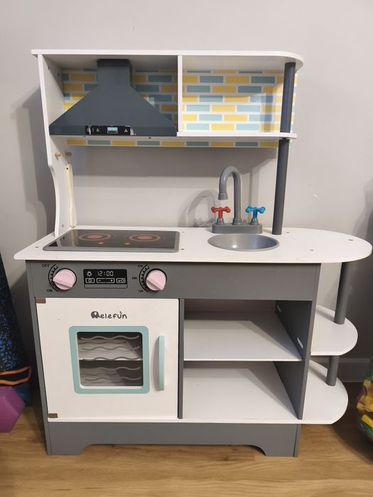 Kuchnia drewniana dla dzieci + wyposażenie