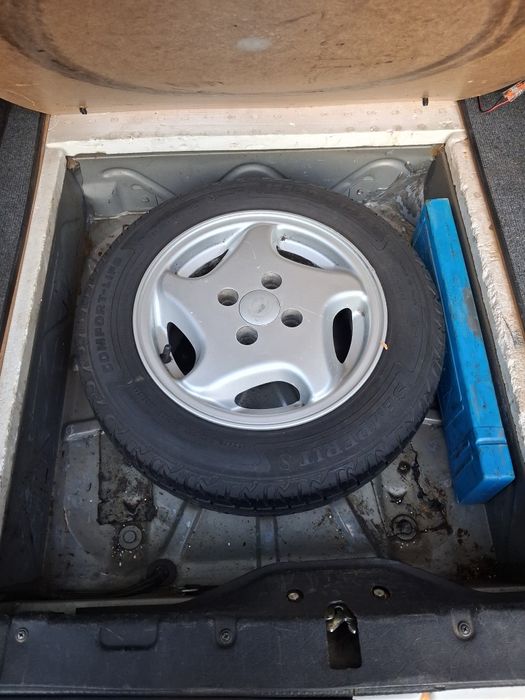 Sprzedam Poloneza Caro 1.4 Rover