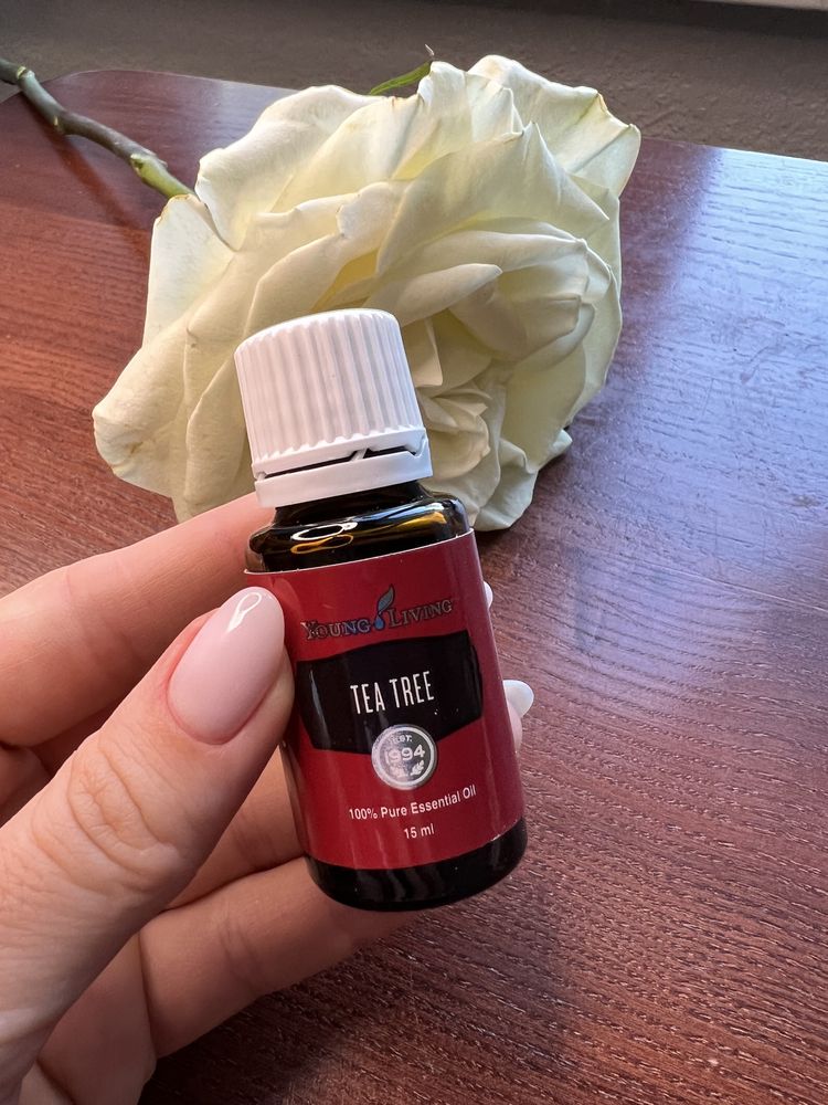 Ефірна олія чайного дерева (tea tree) Young living 15 мл