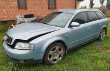 Audi A4 B6 uszkodzony
