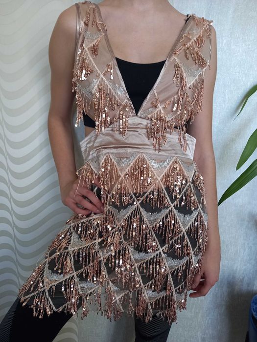 Полупрозрачное платье с трусиками.на худышку