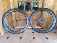 Rodas Black Jack 50mm em carbono para travões de pinças