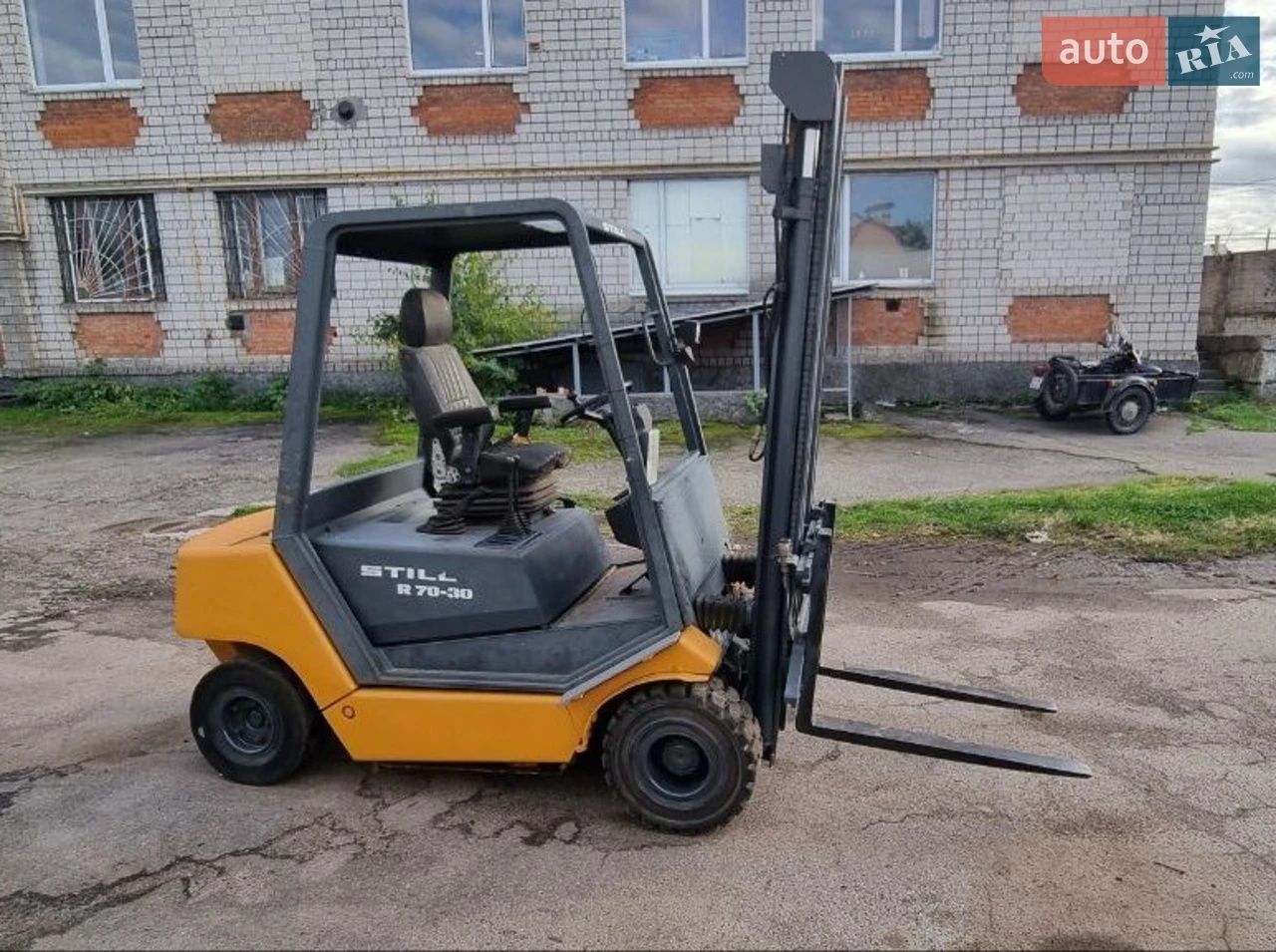 Навантажувач Still R7030