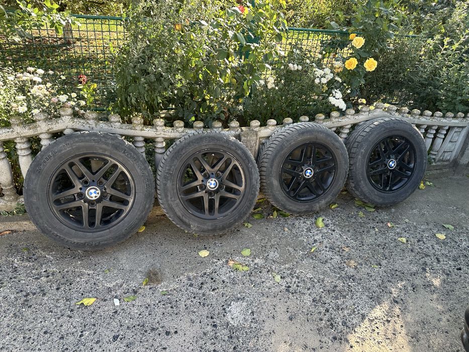 Продам диски з резиною BMW r15 5*120
