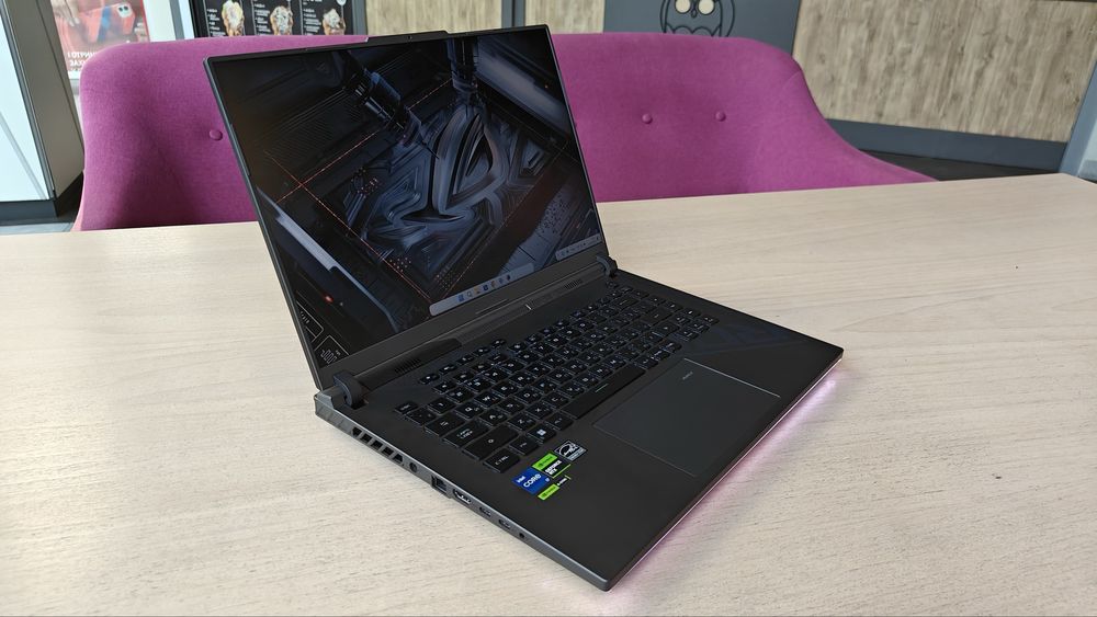 Ноутбук ASUS ROG Strix G16