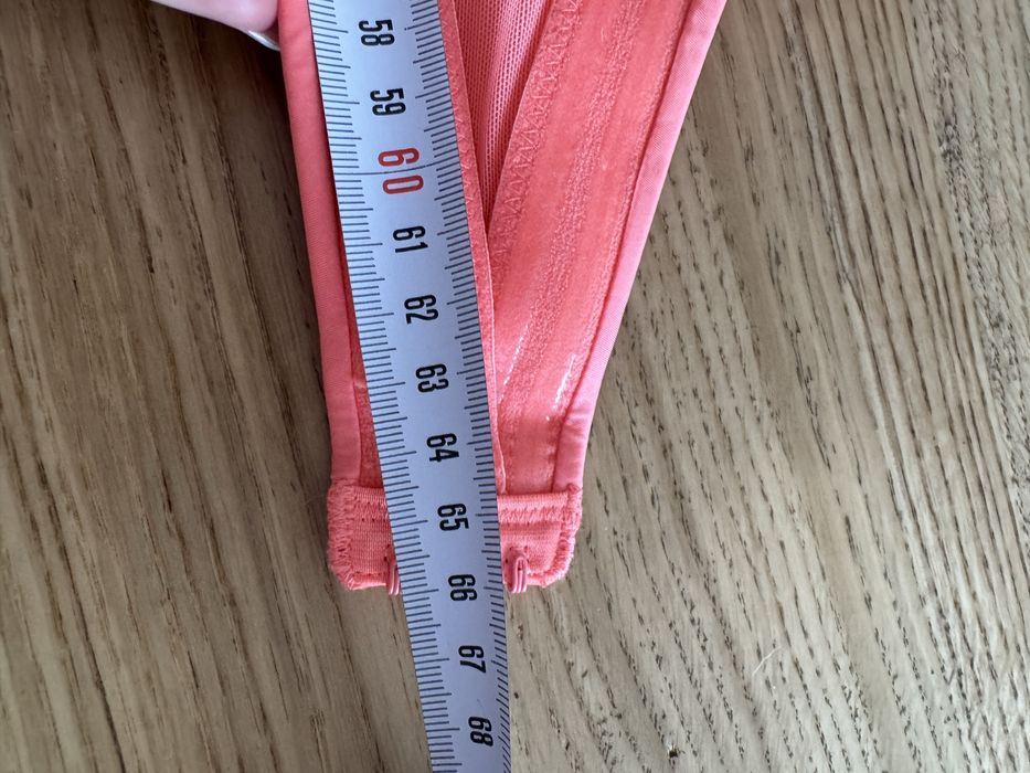 Biustonosz nowy 70D UK 32D strapless brytyjskiej firmy Wonderbra