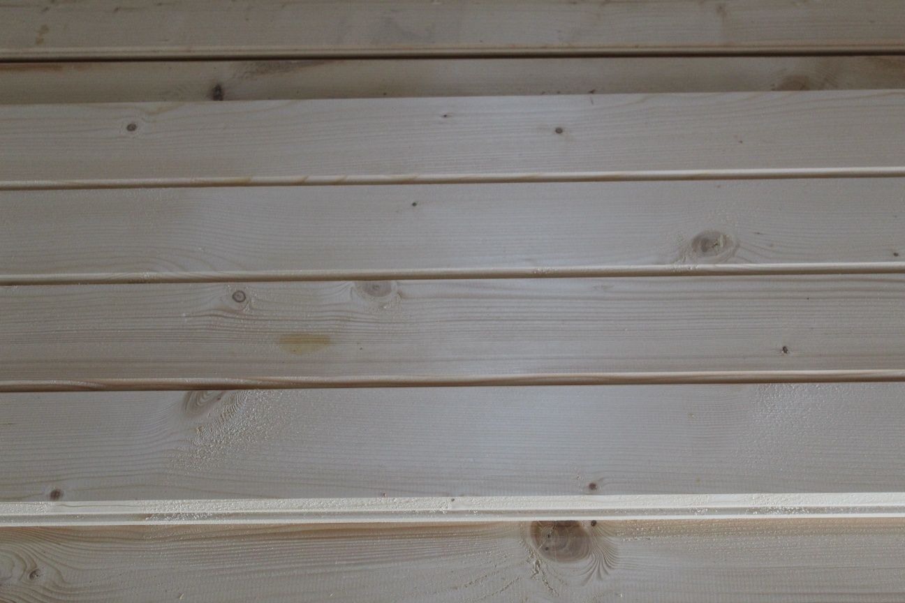 Deska elewacyjna 1,5cm x 13cm x 3,4,5 metrow podbitka boazeria swierko