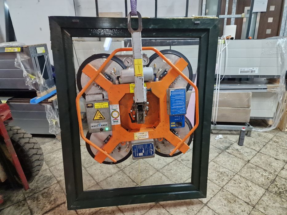 Chwytak podnośnik próżniowy  wirth