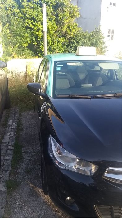 Vendo Taxi com Licença em Lisboa