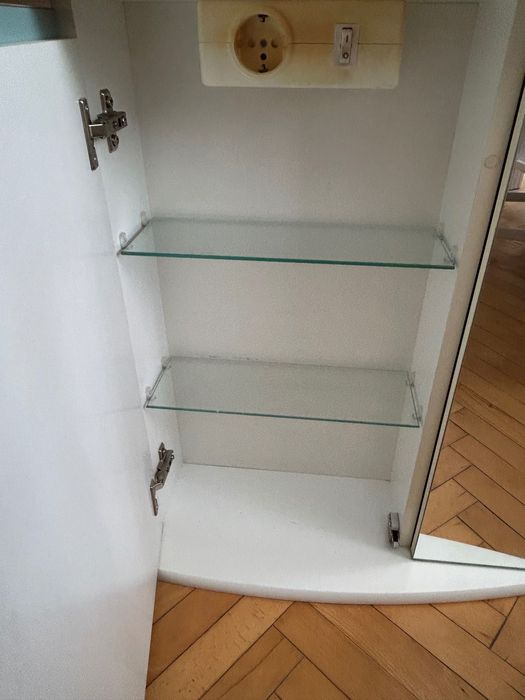Szafka łazienkowa