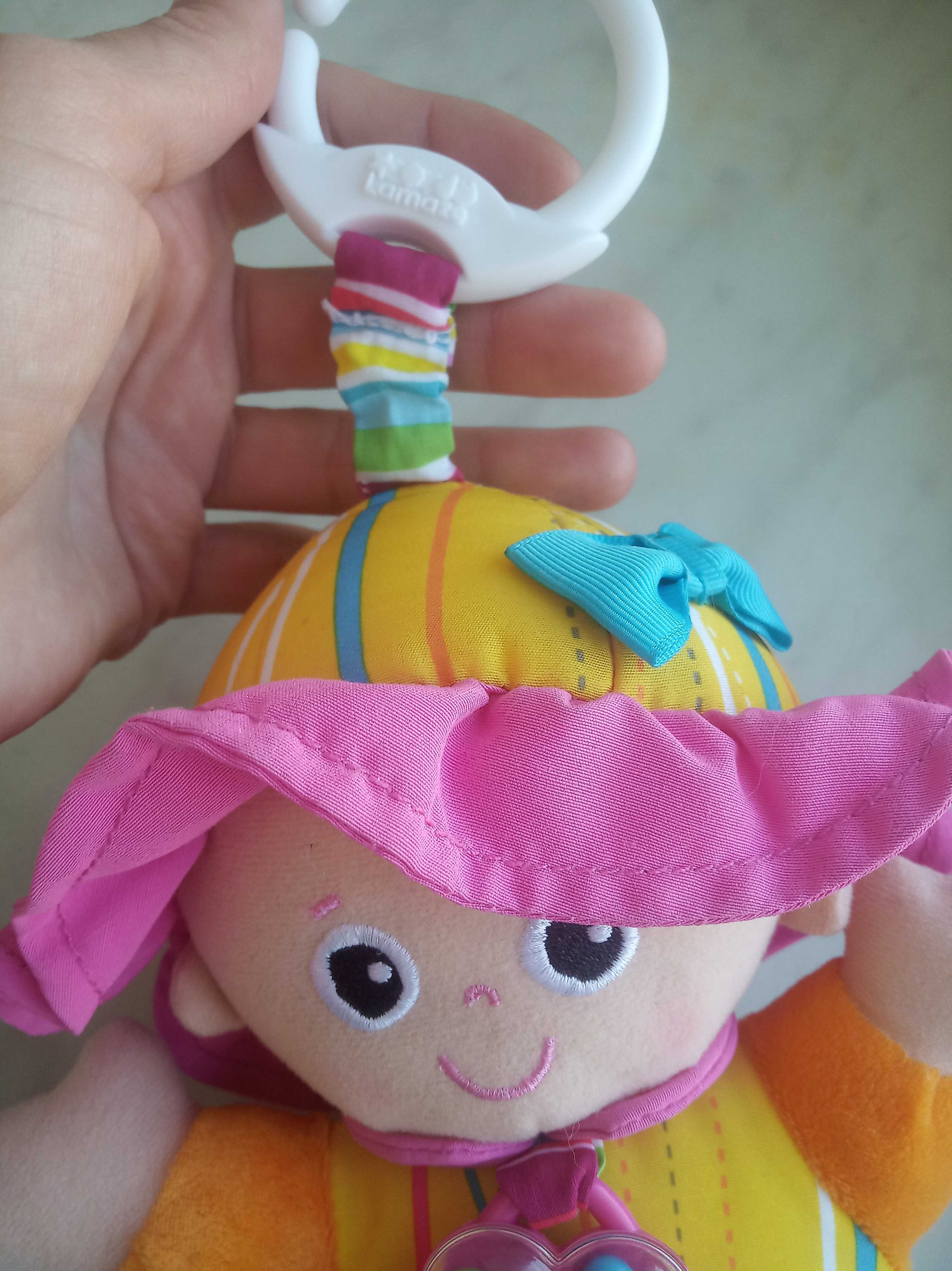 Мягкая игрушка-погремушка, подвеска Кукла Lamaze