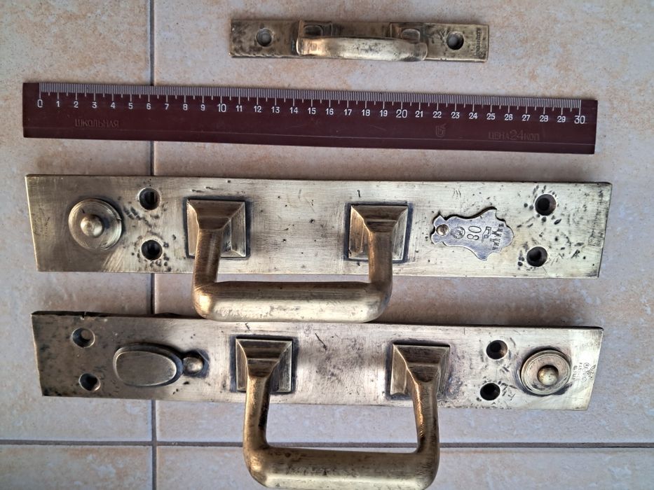 Старовинні латунні ручки