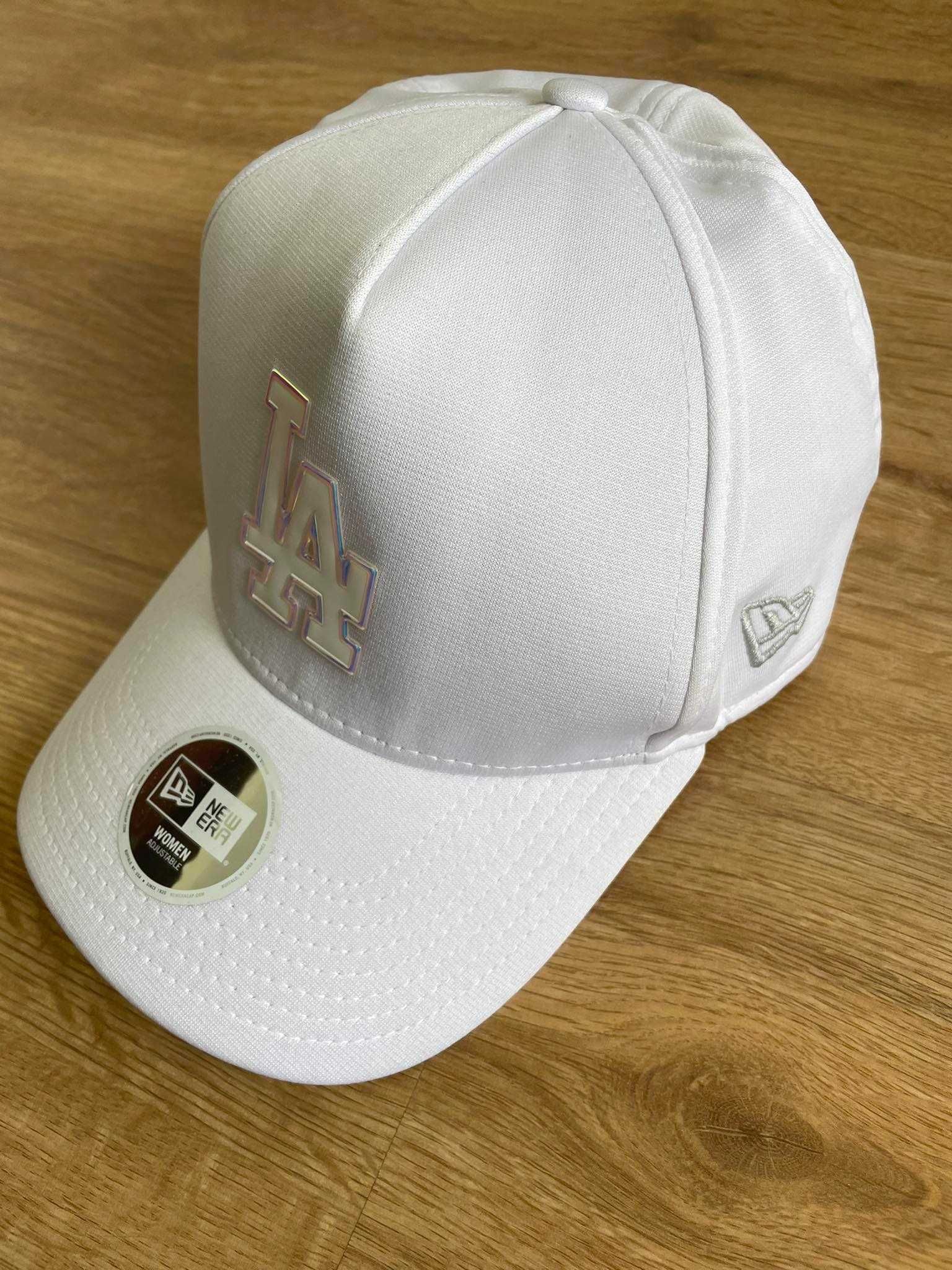 New Era biała czapka z daszkiem unisex