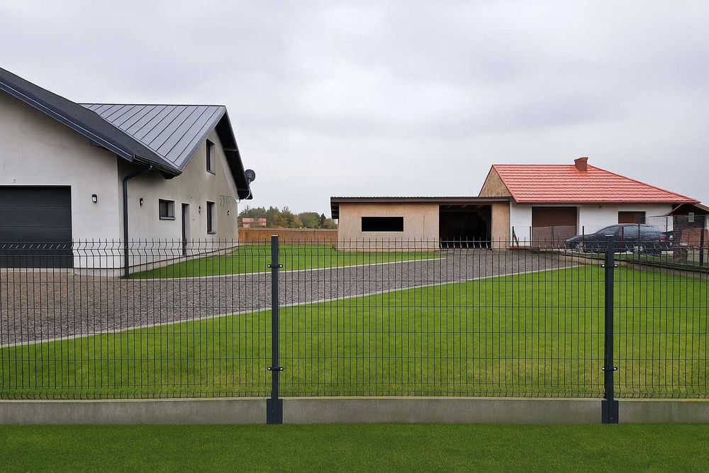 Dom parterowy 192m2 na działce 1896m2 - gotowy do zamieszkania