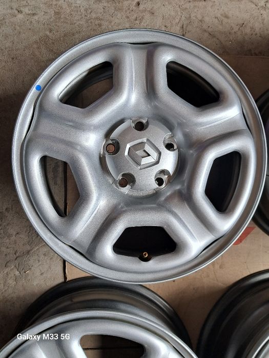 Колпачки Рено Дачия дастер Duster Renault